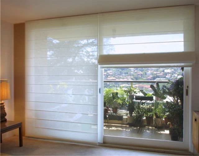 Romana plana tejido screen blanca